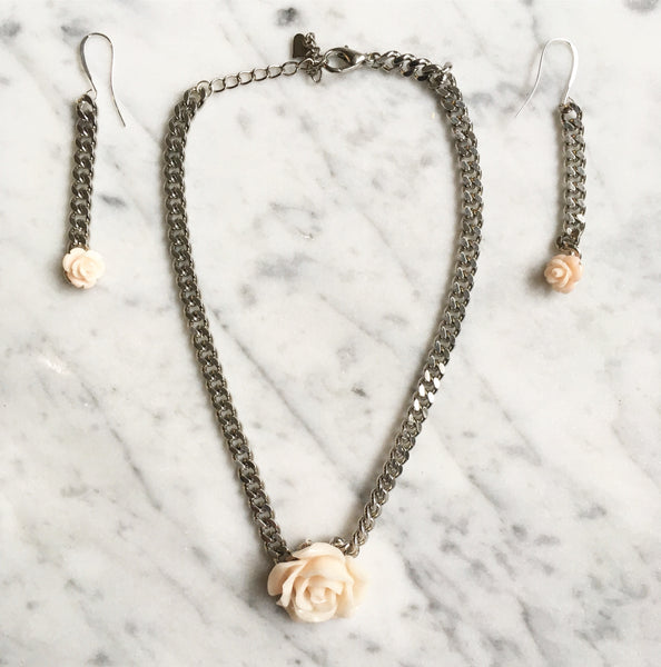 Silver Curb Chain Rose Necklace