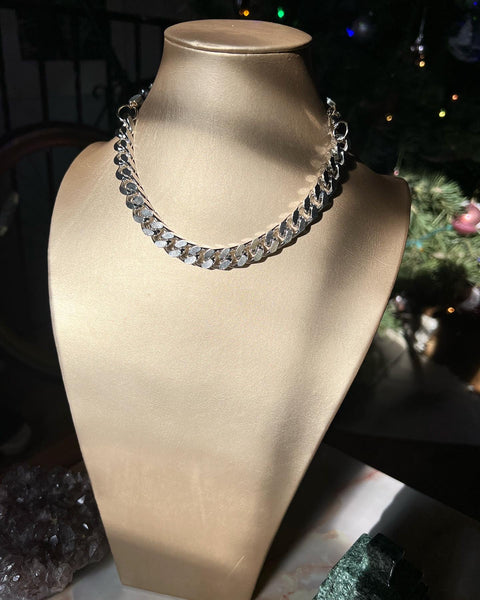 Black Pearl Silver Chain Necklace